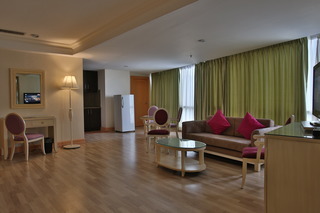 Hotel Crown Regency  Y Torre-suite Corner