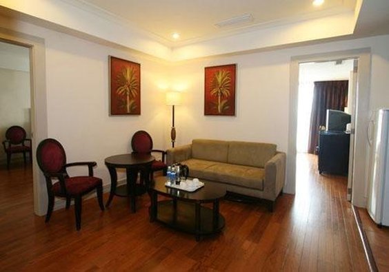 Hotel Crown Regency  Y Torre-suite Corner