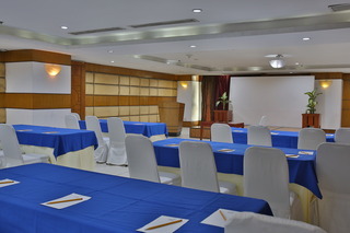 Hotel Crown Regency  Y Torre-suite Corner