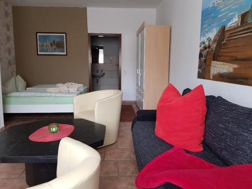 Hostal Pension Lenz - Haus Bruno Und Jesko