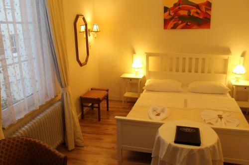 Hostal Hotel Ohm Patt