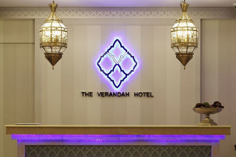 Hotel Verandah