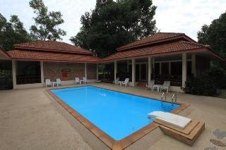 Hotel Chaya Resort