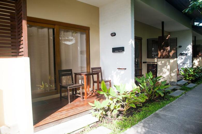 Hotel Baan Talay Resort