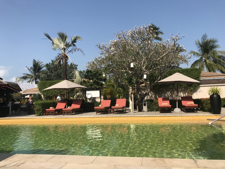 Hotel Ban Sabai Sunset Beach Resort