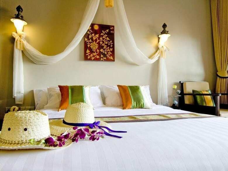 Hotel Kanok Buri Resort & Spa