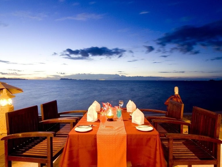 Hotel Kanok Buri Resort & Spa