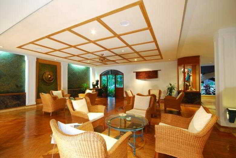 Hotel Santiburi Golf Resort & Spa