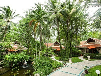 Hotel Santiburi Golf Resort & Spa