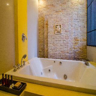 Hotel Kirikayan Luxury Pool Villas And Spa
