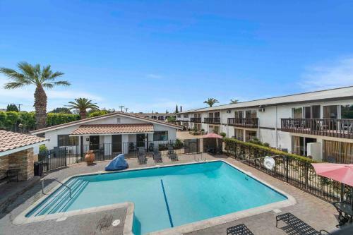 Lemon Tree Hotel