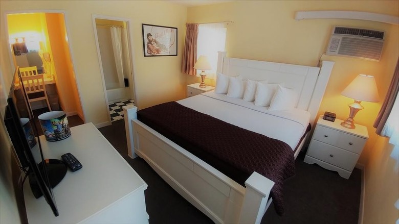 Hollywood Celebrity Hotel