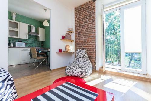 Two-bedroom Apartment With Jacuzzi