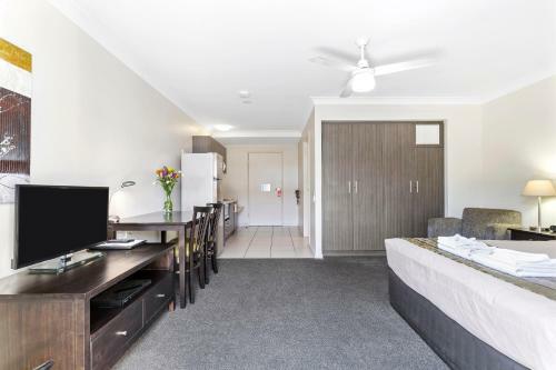Mas Country Blackwater Central Motel