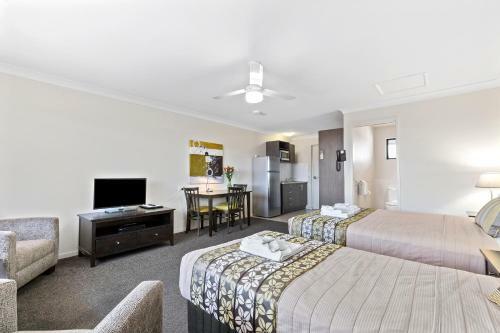 Mas Country Blackwater Central Motel