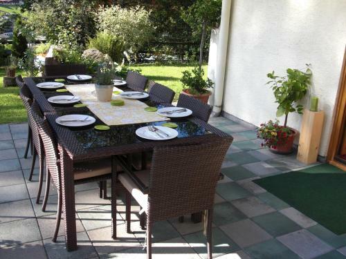 Hostal Hotel-pension Flora