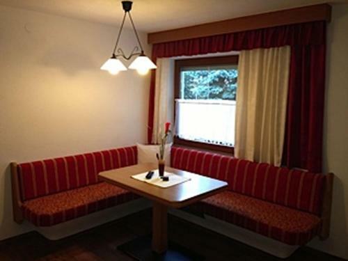 Hostal Appartements G�stehaus Schrott