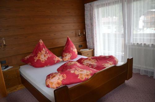 Hostal Appartements G�stehaus Schrott