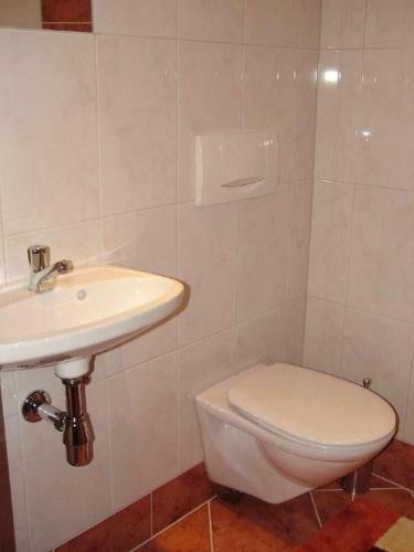 Hostal Appartements G�stehaus Schrott