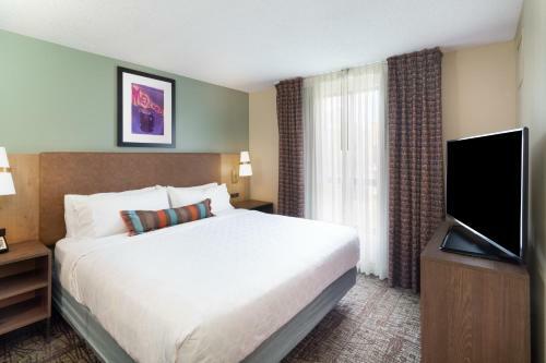 Staybridge Suites Memphis-poplar Ave East, An Ihg Hotel
