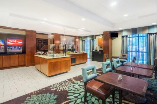 Staybridge Suites Memphis-poplar Ave East, An Ihg Hotel