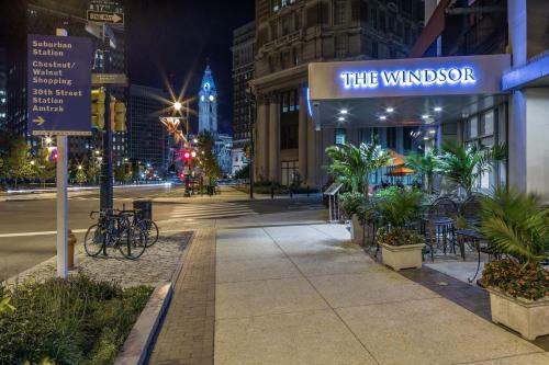Hotel The Windsor Suites