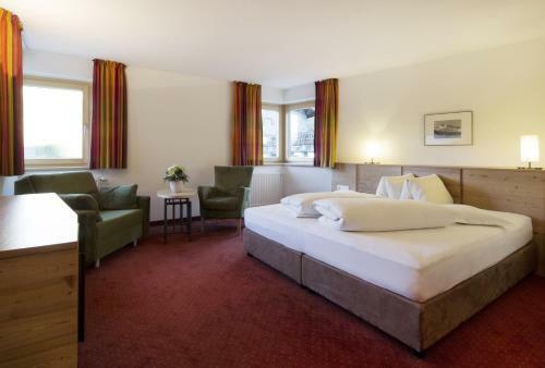 Hostal Hotel Garni Sch�nblick