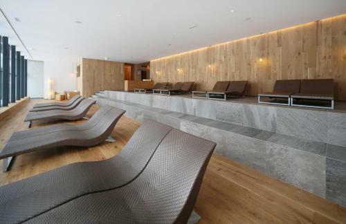 Hostal Hotel Garni Sch�nblick