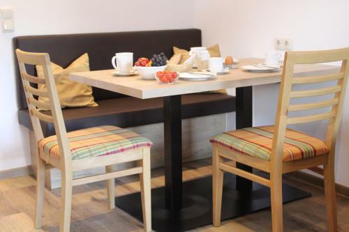 Hostal Pension Norika