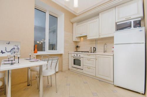 Molnar Apartments Kupaly 11