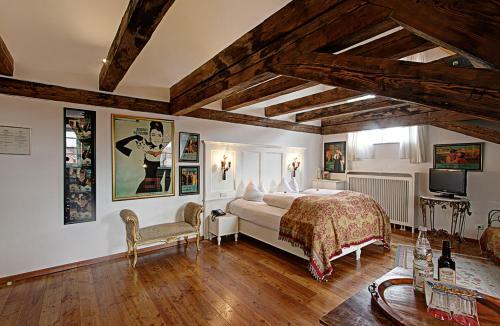 Hotel Orph�e