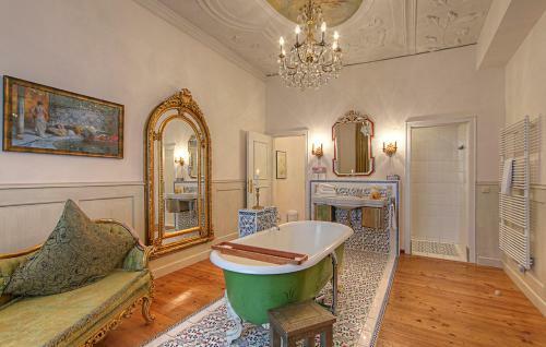 Hotel Orph�e