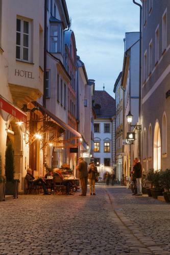 Hotel Orph�e
