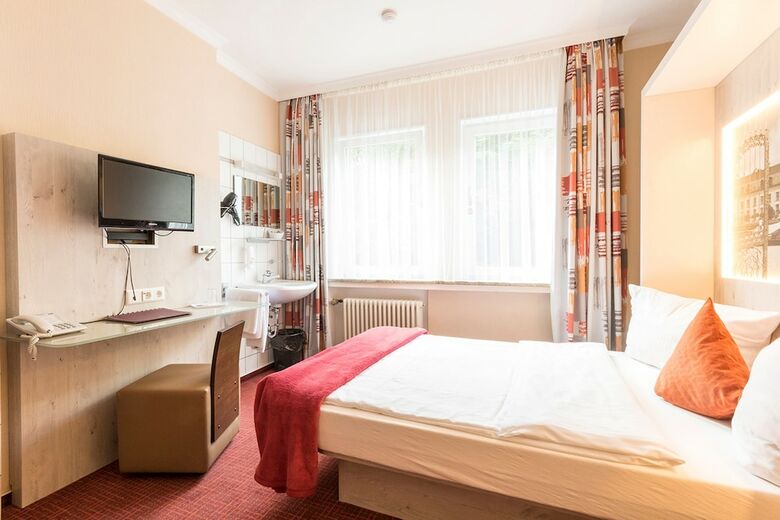 Hostal Hotel Elisabetha Garni
