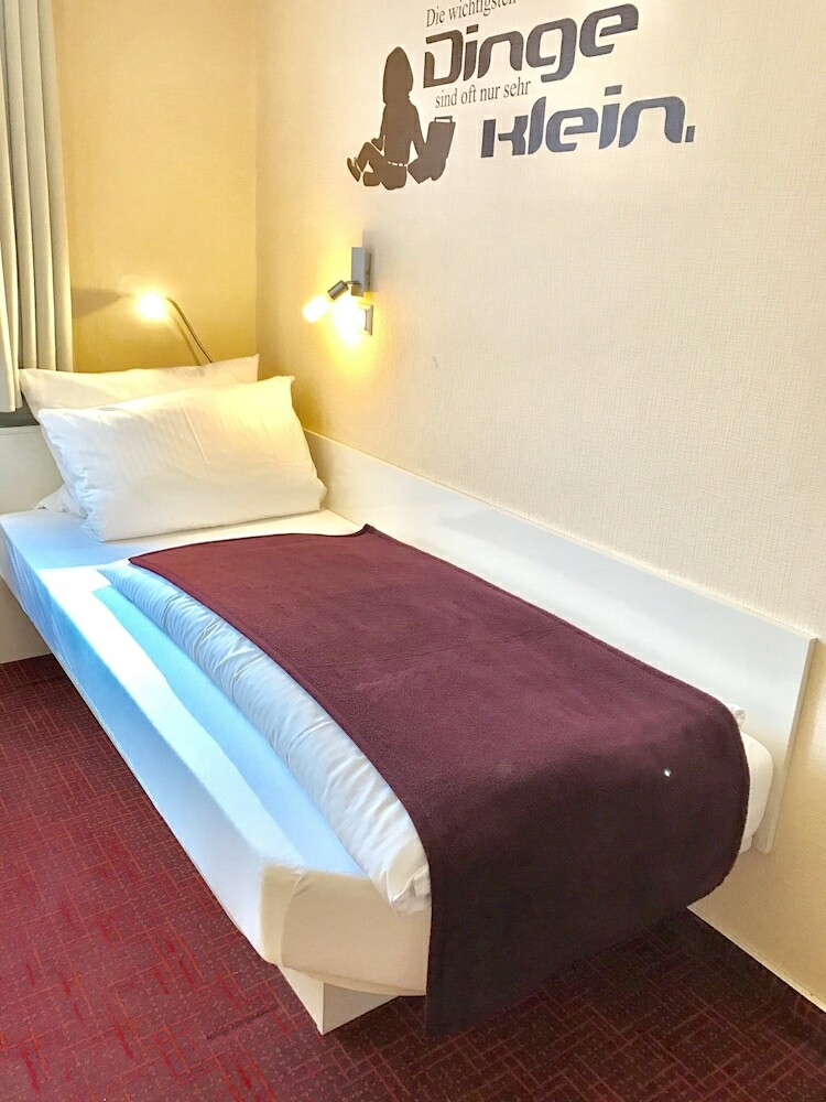 Hostal Hotel Elisabetha Garni