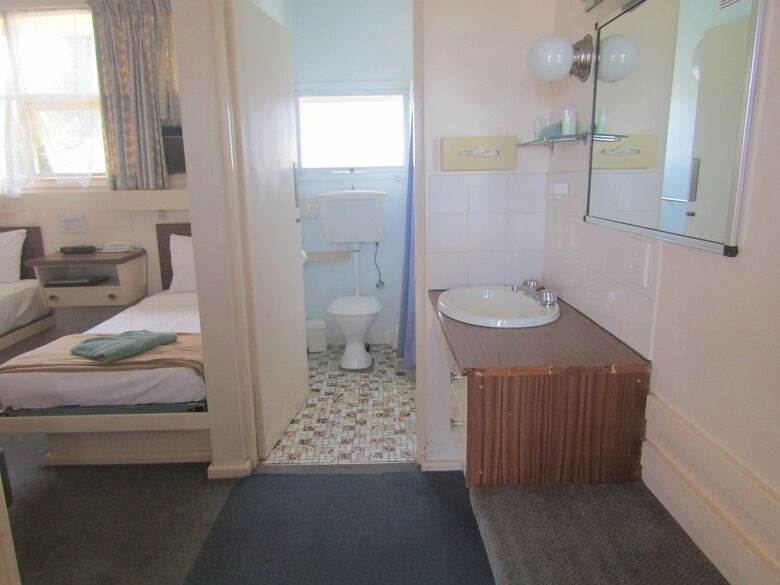 Twin City Motor Inn