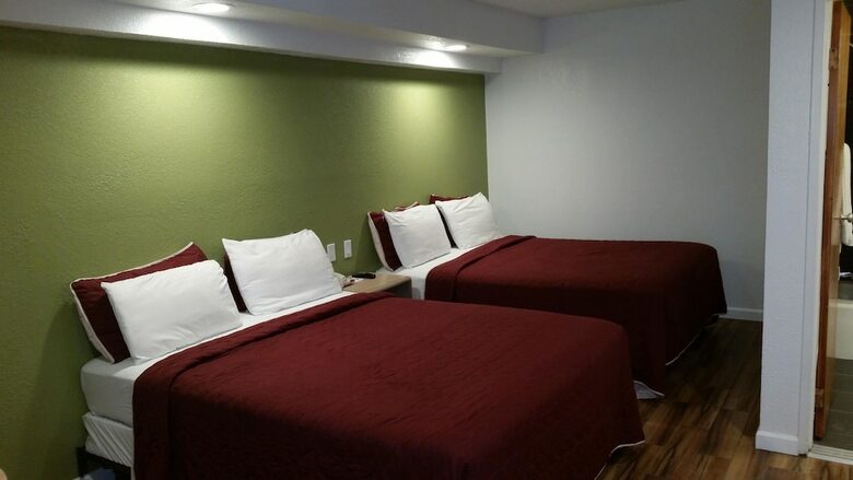 Hotel Rodeway Inn - Civic Center