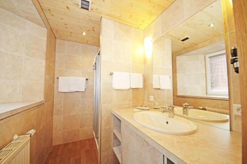 Hostal Gasthof Pension Rose