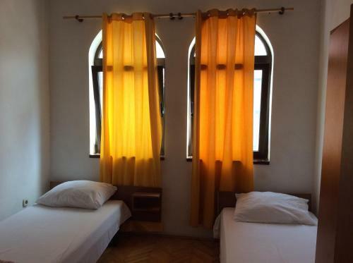 Hostel Aksoj