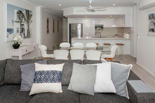 Aparthotel Oasis At Palm Cove