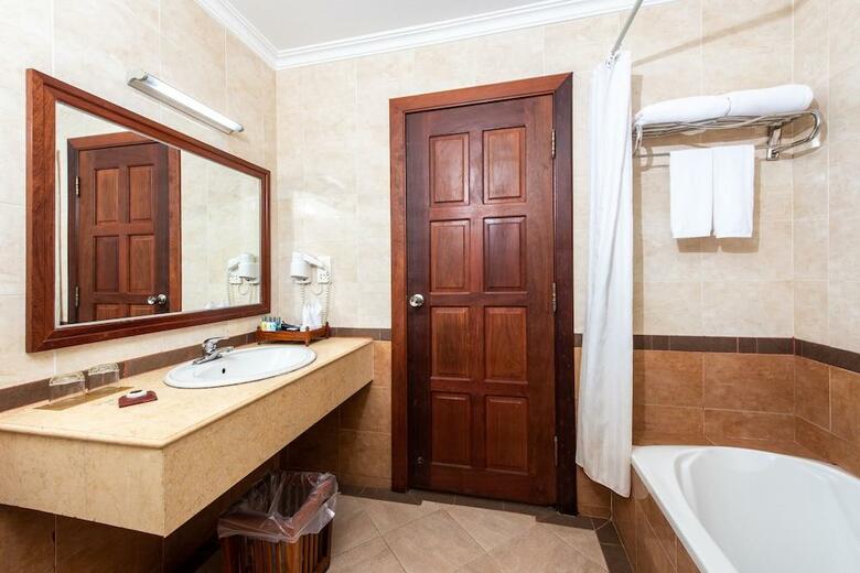 Pacific Hotel Siem Reap