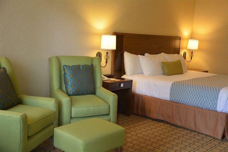 Accent Inn Vancouver Airport Hotel