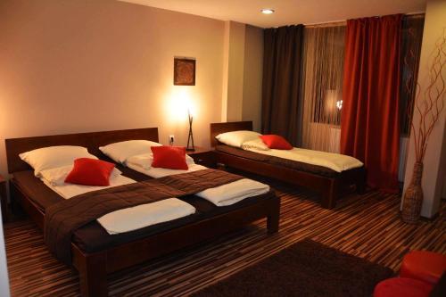 Hostal Pansion River