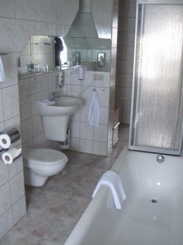 Hostal Hotel Garni Schloss Sch�nke