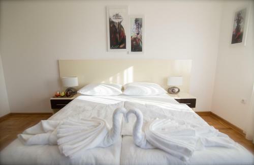 Luxury Apartments Ta?a