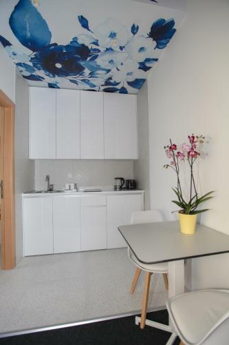 Luxury Apartments Ta?a