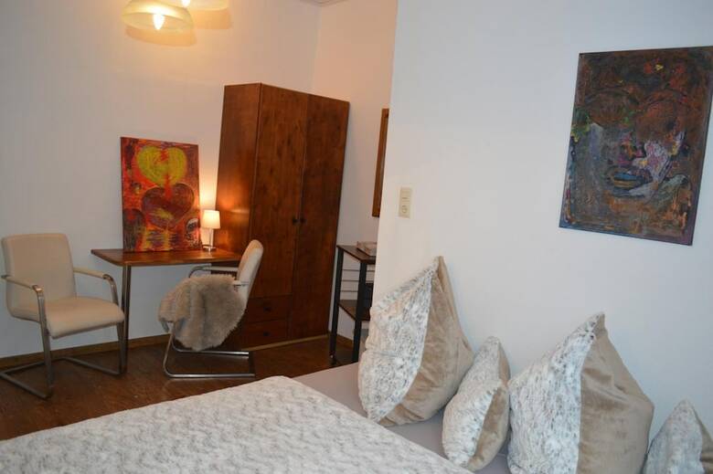 Hostal Ulrike's Pension Am Kurpark