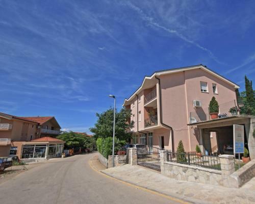 Hostal Villa Petra