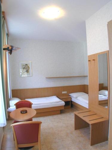 Hostal Pension F�nfhaus