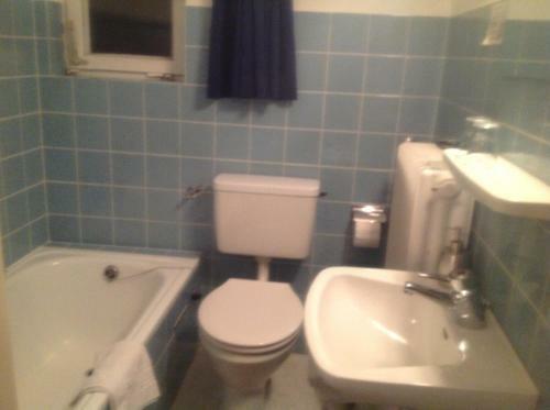 Hostal Haus H�llental